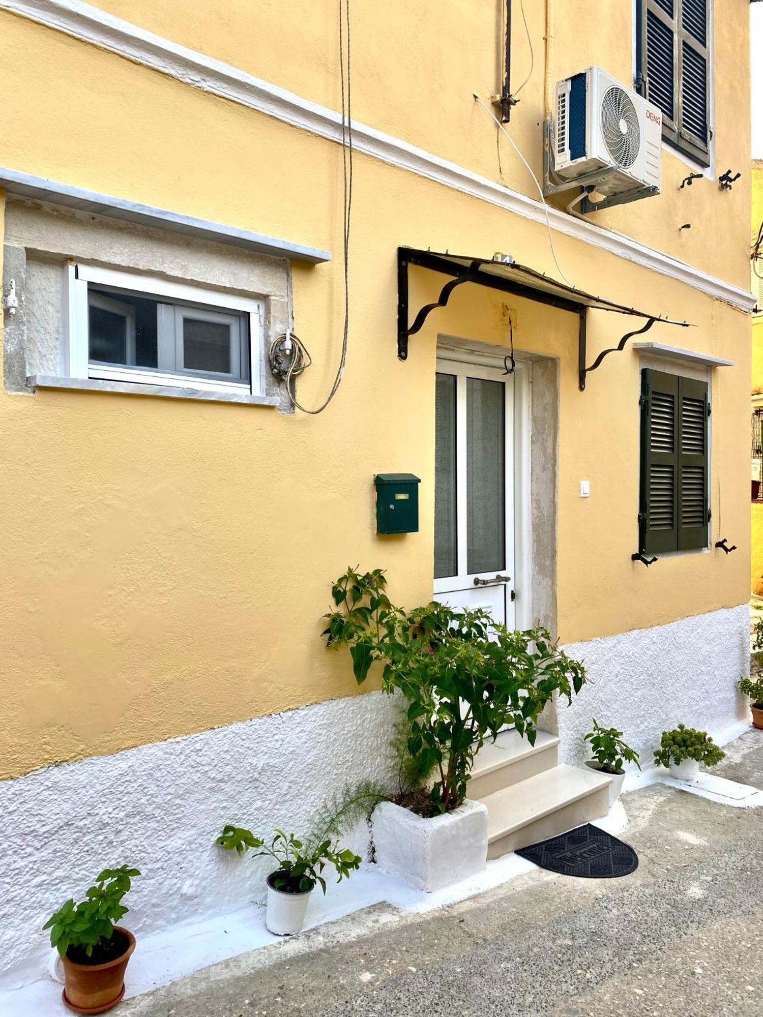 Apartment Corfu Port Art *